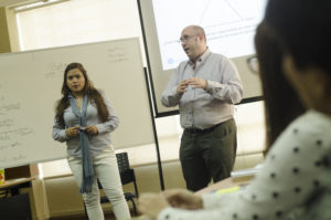 Certificación en Lima - Alejandro Feiges y Sandra Alfaro Vargas